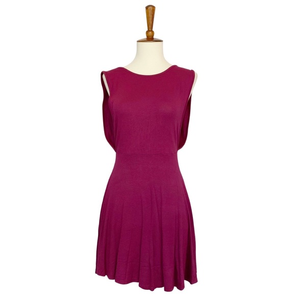 Cranberry Red Sleeveless Mini Dress with Open Back - Picture 7 of 15